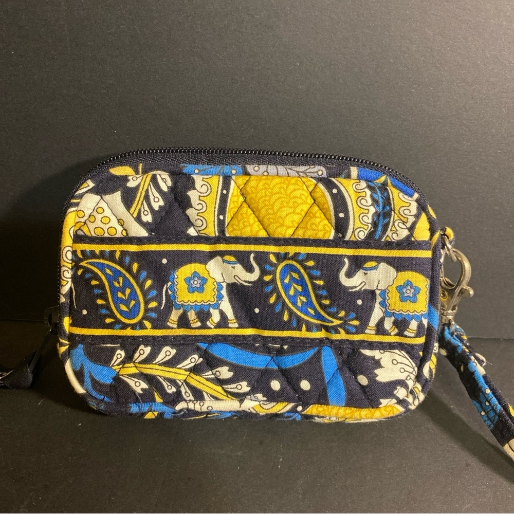 Vera Bradley‎ Retired Ellie Blue Paisley Elephant Tech Wallet Wristlet